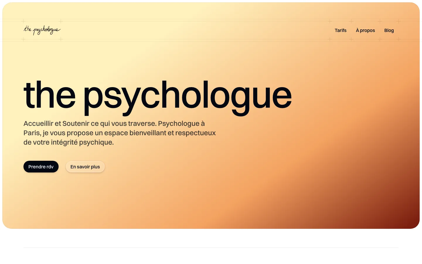 Page d'accueil de thepsychologue.com : le titre the psychologue en grandes lettres noires sur un dégradé jaune et orangé, et les boutons Prendre rdv et En savoir plus